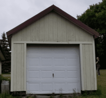 Detached Garage